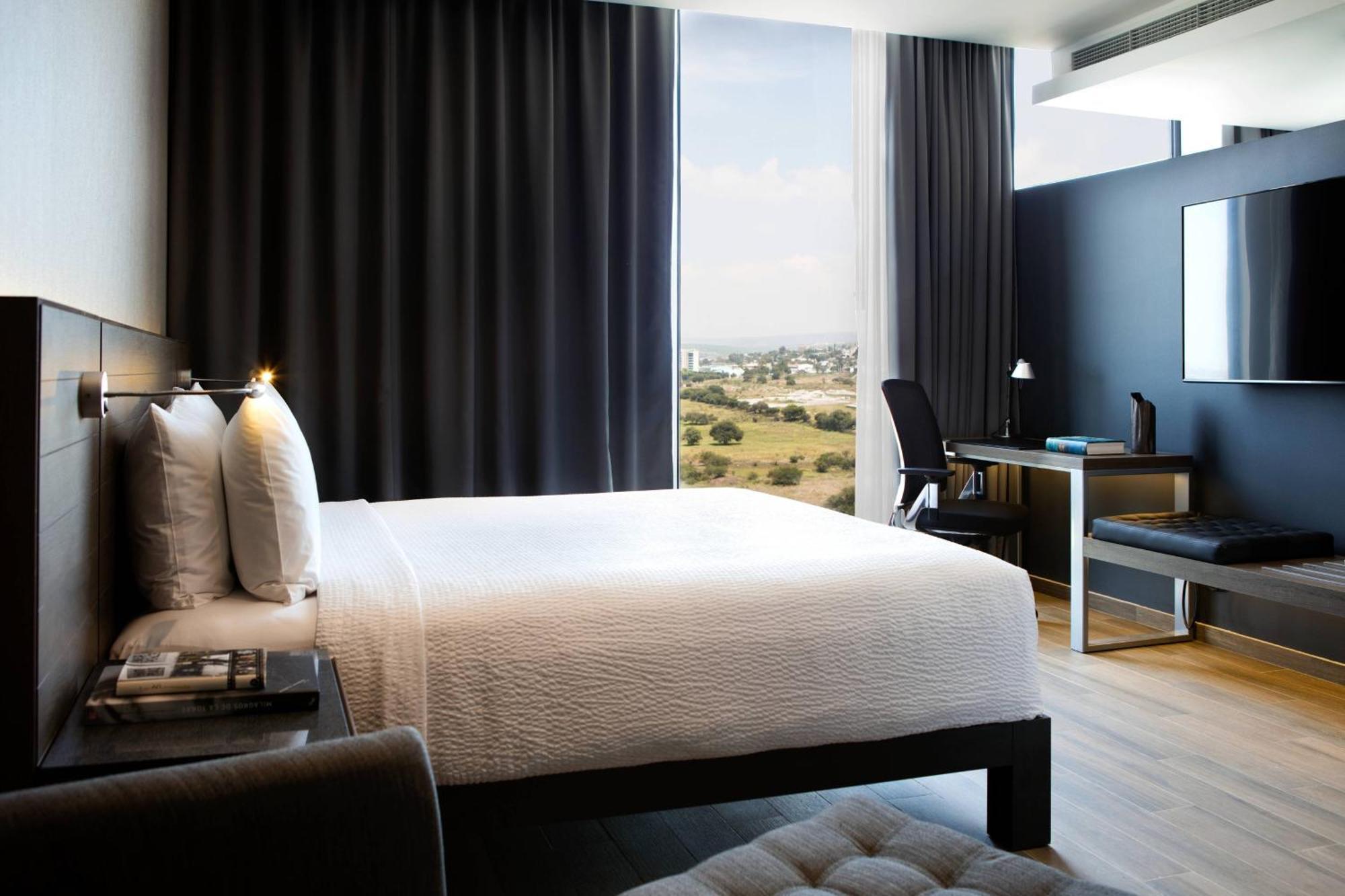 Hotel Ac Queretaro Antea 5*