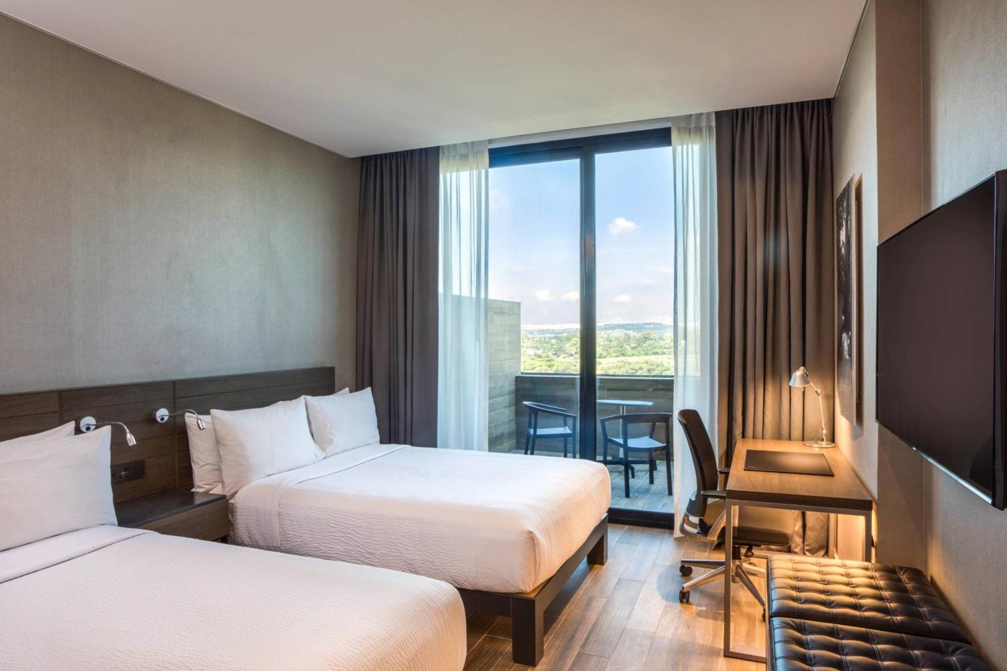 Ac Queretaro Antea 5*